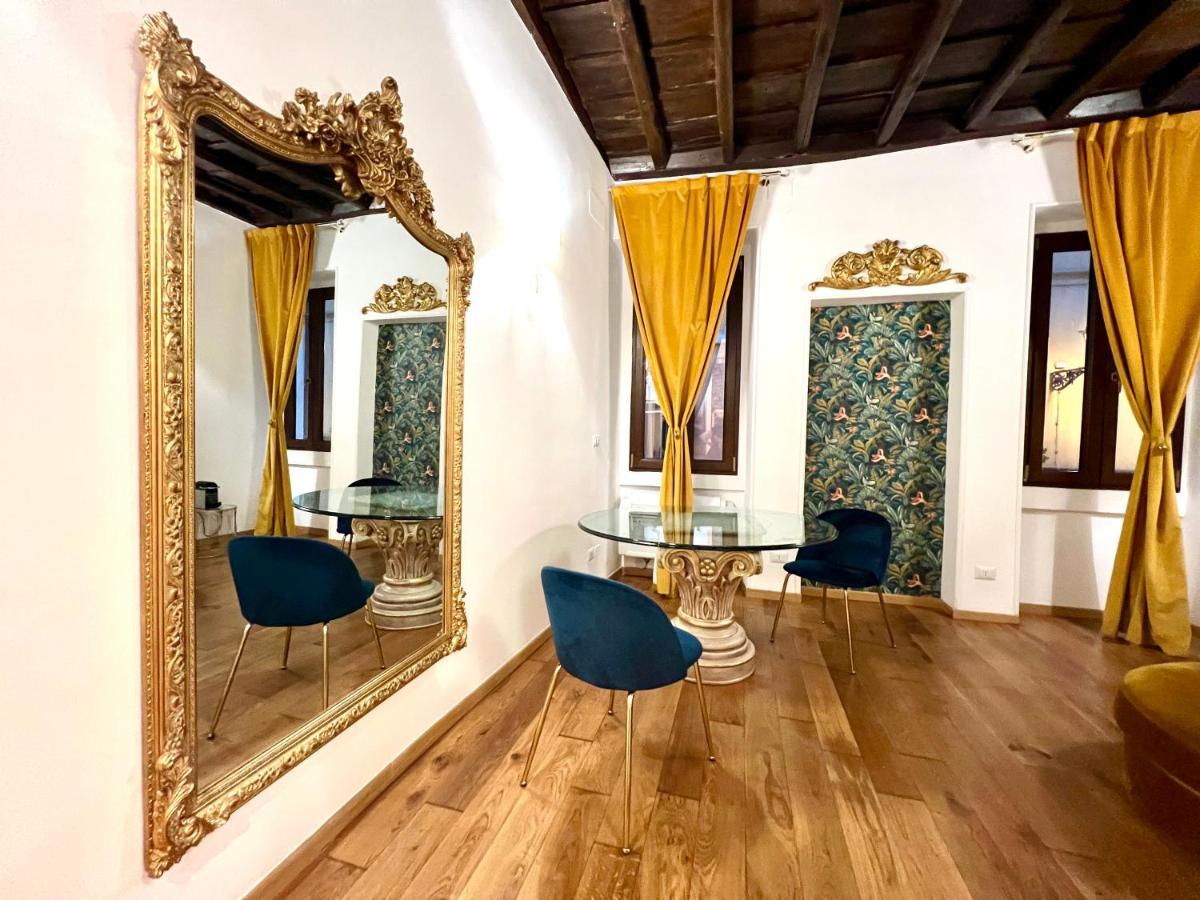 Apartment Via Della Scala Rom